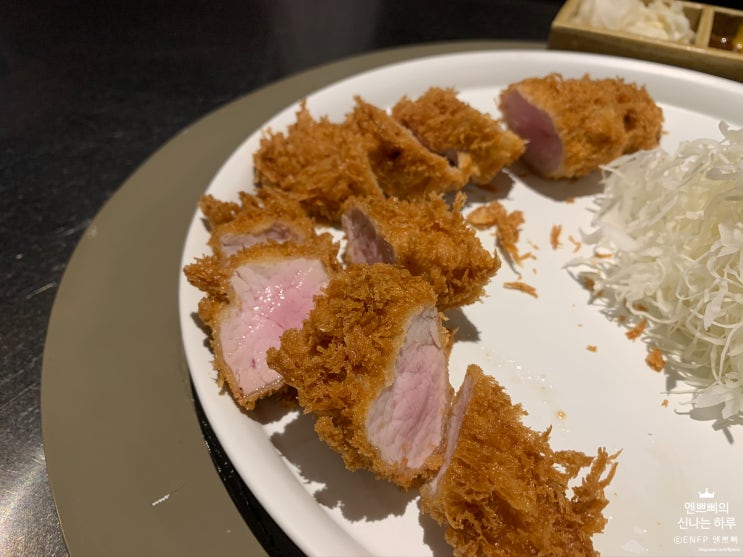  도산공원 압구정로데오 맛집 :: 카츠바이콘반_항상 웨이팅이 있는 찐핫플에서 히레카츠정식과 카츠산도 포장
