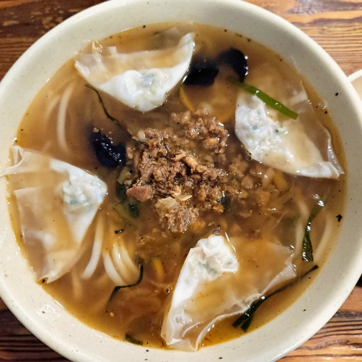  [명동교자] 여전히 맛있는 대체불가 불맛 칼국수