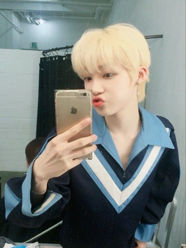 더보이즈 뉴가 알려주는 셀카 팁 더보이즈 뉴가 알려주는 셀카 팁