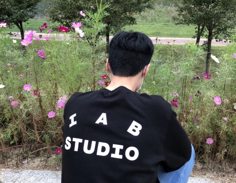 빈지노브랜드 IABSTUDIO 아이앱맨투맨 검정 상세후기!