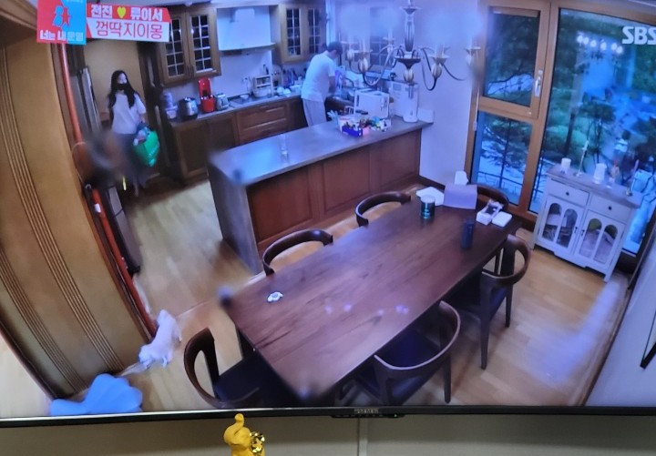  전진식탁#북미산월넛식탁#전진신혼집 동상이몽 너는내운명 전진류이서부부 주방인테리어 6인용 호두나무식탁세트