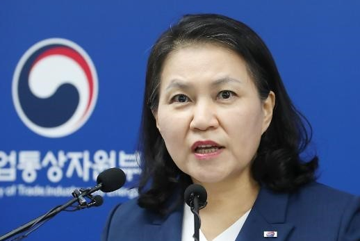  유명희, WTO 사무총장 선거 결선행 - 나이, 학력, 약력, 남편