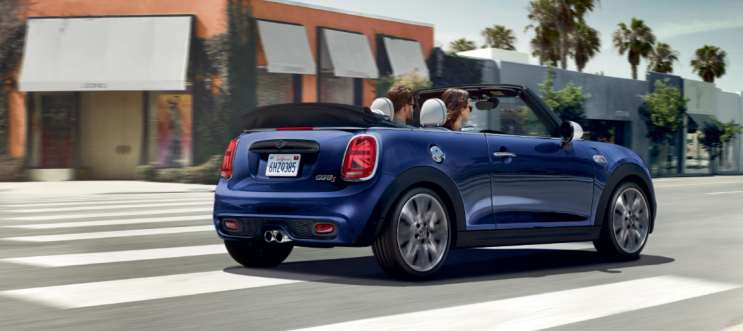   2021 미니쿠퍼 컨버터블 (MINI CONVERTIBLE) 수원 도이치 오토월드 미니전시장