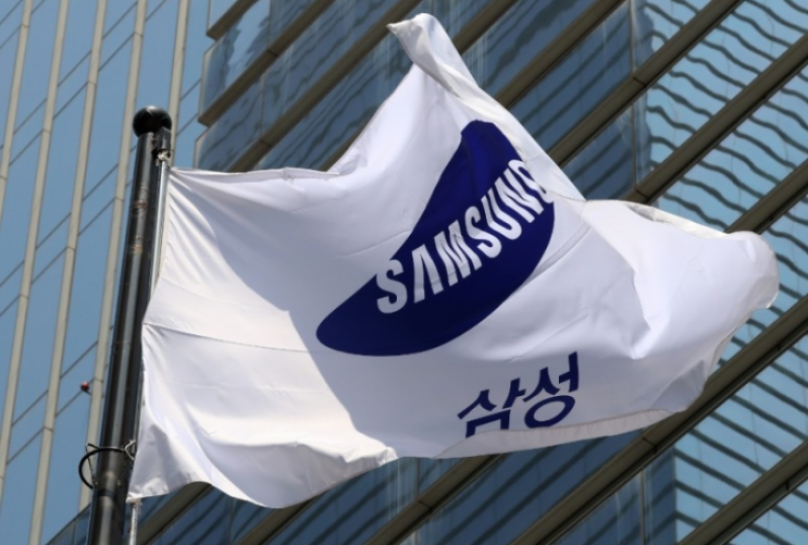  삼성전자 3분기 영업이익 12조 원 돌파…2년 만에 최대 실적