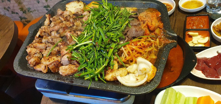 구로디지털단지역, 구디역 곱창집 - 이모네한우돌곱창 구로디지털단지역, 구디역 곱창집 - 이모네한우돌곱창