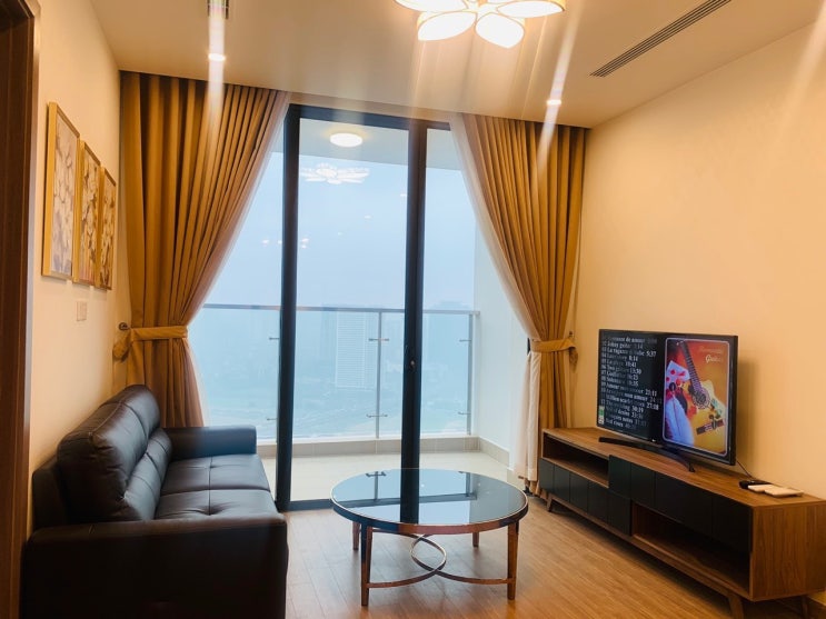  [ 하노이 아파트 임대] 스카이레이크 3룸-풀옵션- 이쁜 집- S2동 -고층 - 1100$ - 0968650193
