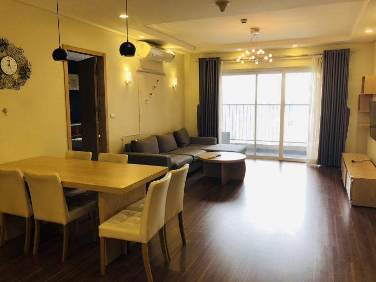  [ 하노이 아파트 임대] 골든 팔라스 3룸 - 풀옵션- 예쁜 집- B 동 - 0968650193
