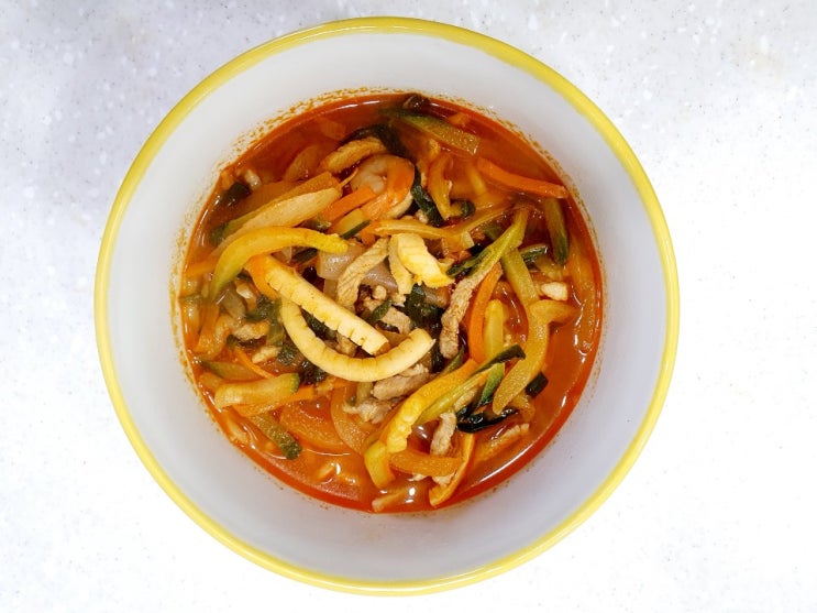  이마트 피코크 홍대 초마짬뽕 밀키트 손짬뽕고수 불맛