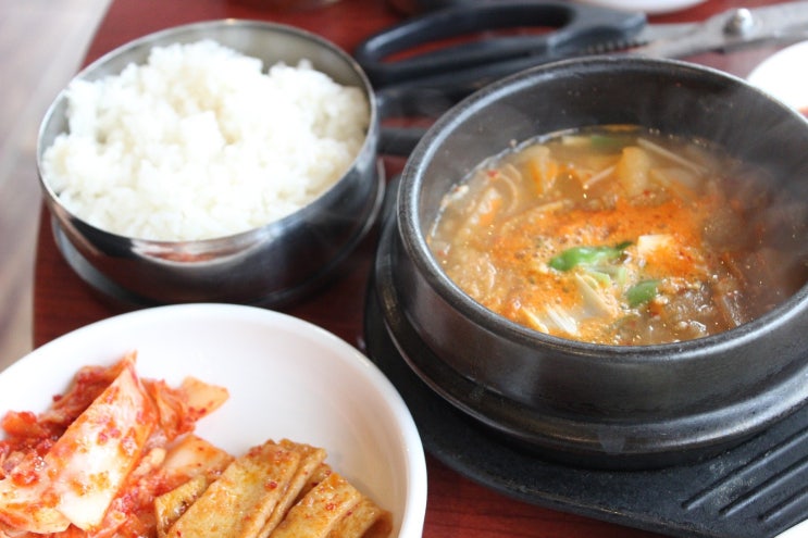  [EBS Easy English] 20.10.10 It's really to my liking. (이거 정말 내 입맛에 딱이야.)