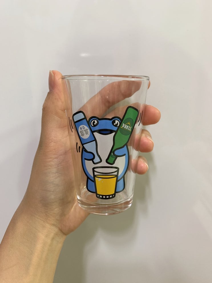  테라 X 진로 홈쏘맥 미니잔 귀여워요