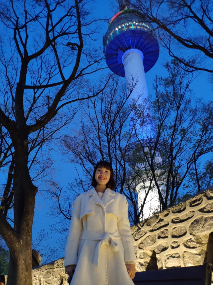 남산타워 처음가본 서울여자 남산타워 처음가본 서울여자