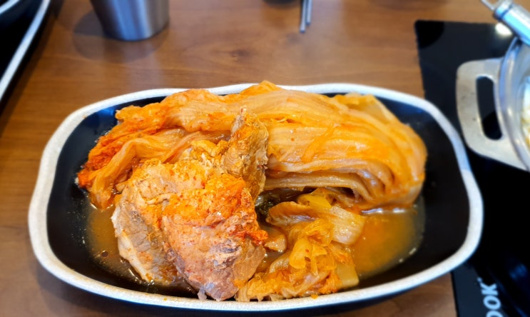  [청주 맛집] 한옥집 (NC 백화점 7층, 국내산 묵은지 김치찜 전문점)_내돈내먹