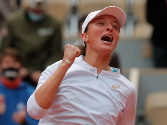 19세 소녀 이가 시비옹테크(iga Swiatek) 프랑스오픈에서 우승하다