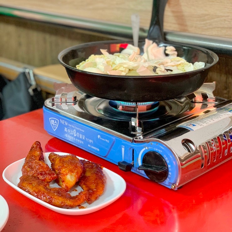 반포 애플하우스 ㅣ 즉석떡볶이, 무침만두, 순대볶음 ♥
