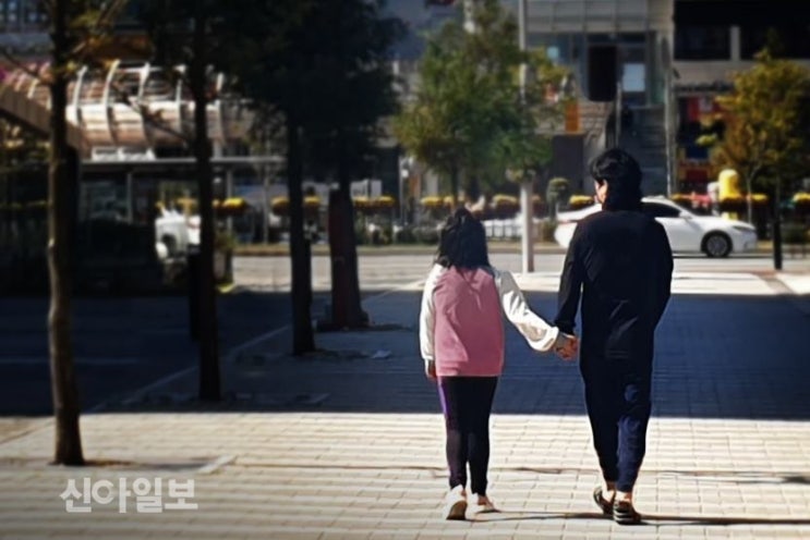 "잊지 말고 꼭 청구하세요"…한부모 가족 '저소득층 아동보험'