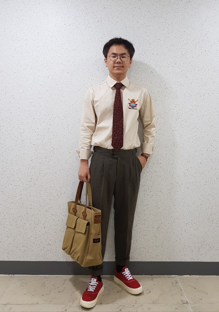  조커윤데일리룩177 자수셔츠 구르카팬츠 엑셀시오르 프레피룩가을남자