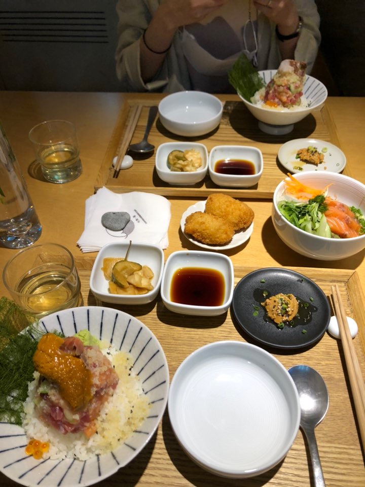 연남동 미쁘동 우니동 맛집 / 아망디네 가봄 연남동 미쁘동 우니동 맛집 / 아망디네 가봄