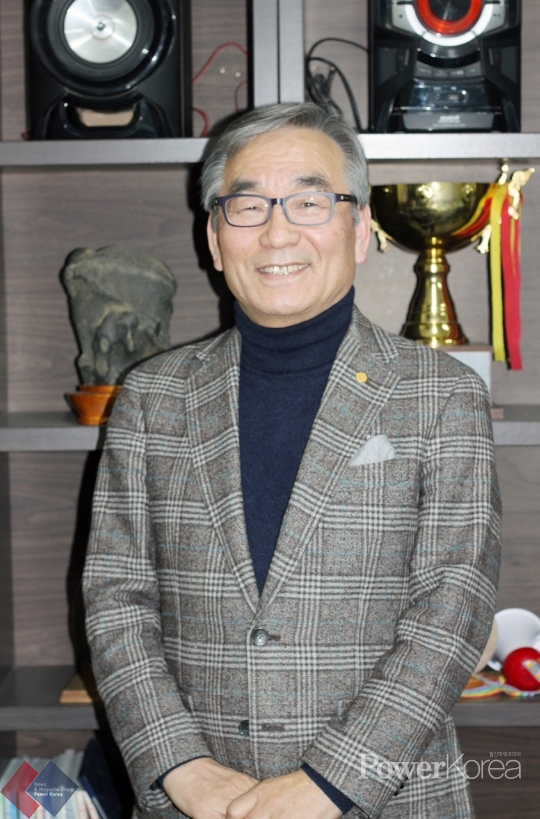  대한민국 춘란 40년, (사)한국동양란협회 김남두 회장을 통해 흐름을 짚어보다