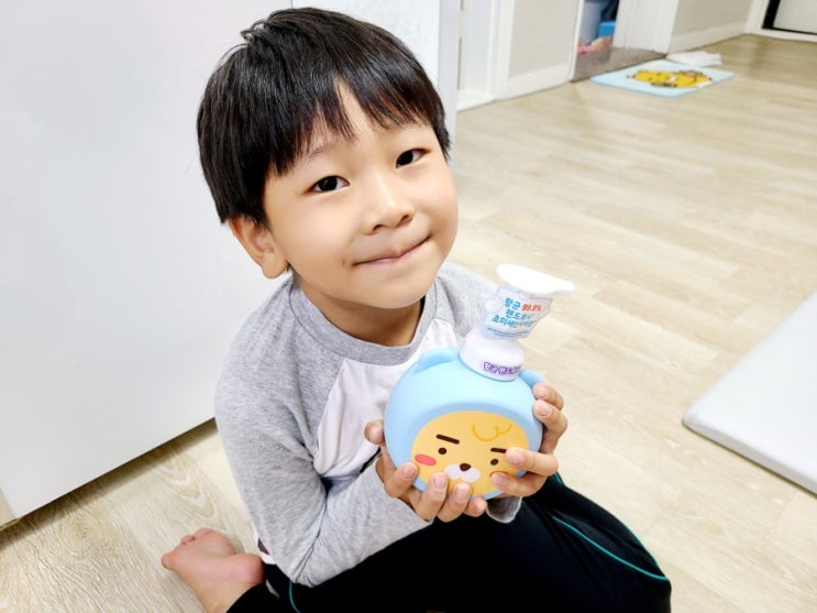카카오프렌즈 라이언 핸드워시 즐거운 손씻기! 카카오프렌즈 라이언 핸드워시 즐거운 손씻기!