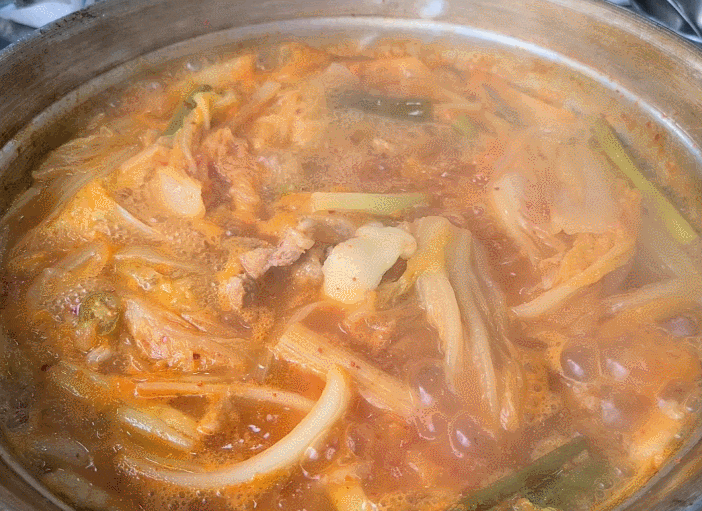 [부산시청맛집 / 부산양정맛집] 명동 찌개마을 가성비 대박의 양푼돼지김치찌개