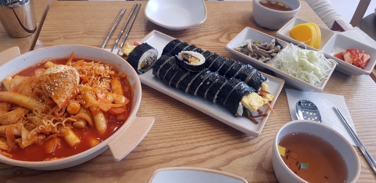당산역 신상 맛집, 깔끔하고 맛있는 분식집을 찾으신다면 마리마리