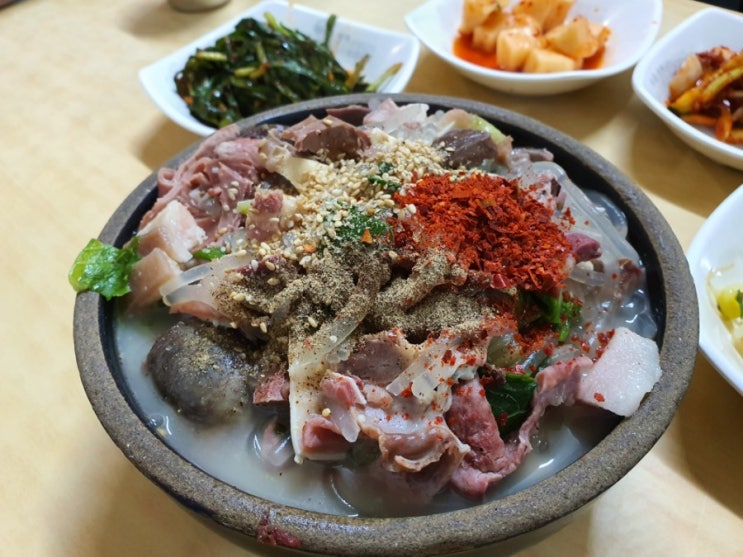 [제주연동맛집 먹거리] 제주도 보성시장 전통먹거리장터 순대국밥/피순대_'현경식당'