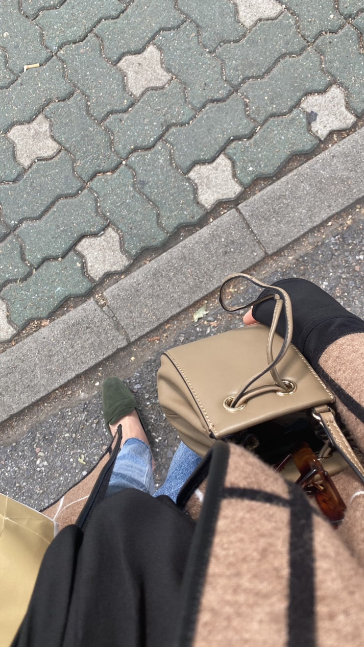  디자이너출근룩 ootd (야근코디)
