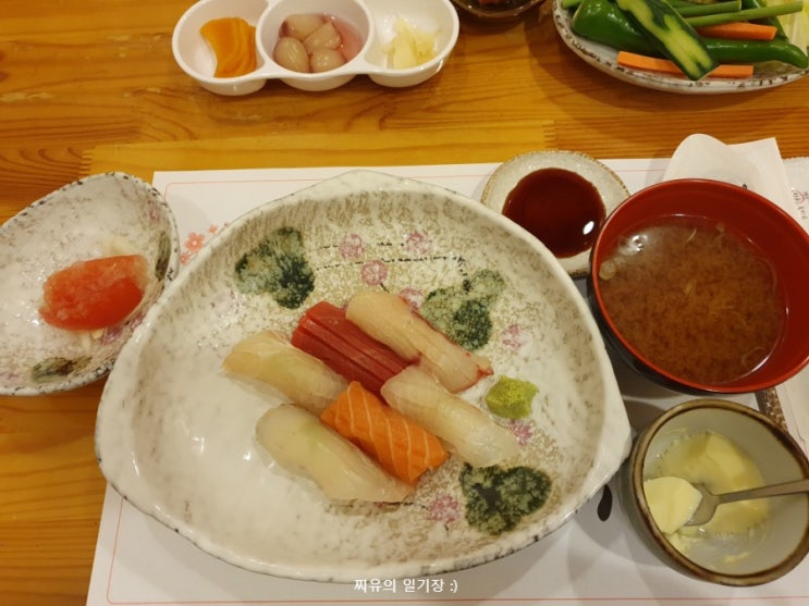  계속 찾게 되는 강릉 신선한 초밥 맛집 스시심