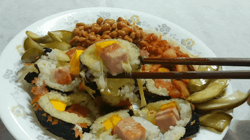 늦은밤에 김밥치즈전 늦은밤에 김밥치즈전