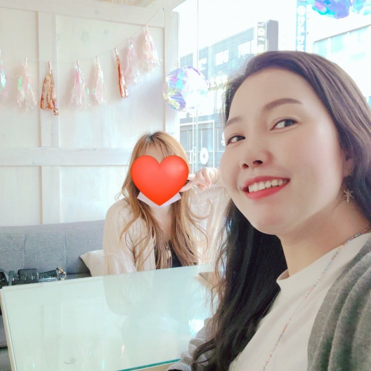  안산 룸카페 귀큰여우 바나나와플 크고 맛있어요