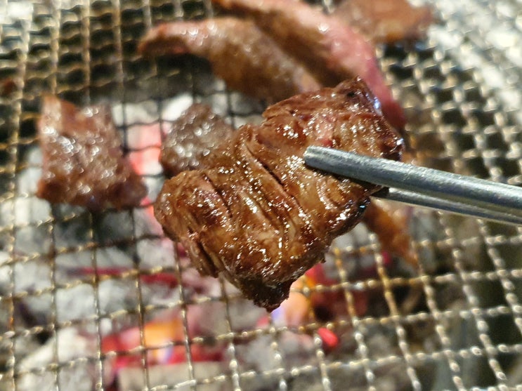  합정 소고기 무한리필 왔쏘 홍대점 괜찮다