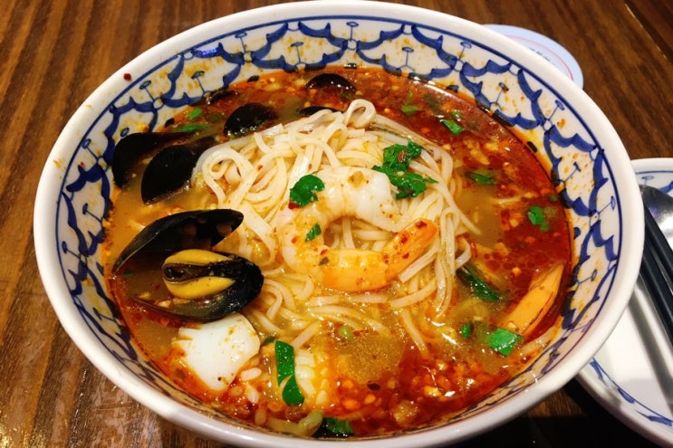  콘타이 대구신세계, 국물이 진한 똠얌쌀국수 태국요리맛집