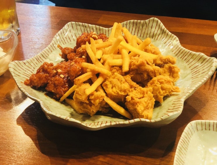 김포 풍무동 "자담치킨" 순살반반치킨과 조아떡볶이 김포 풍무동 "자담치킨" 순살반반치킨과 조아떡볶이