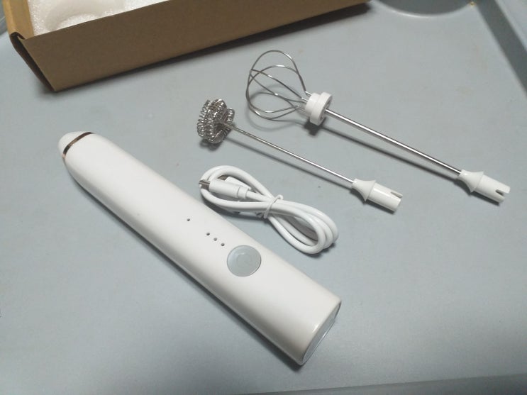  머랭칠 수 있는 강력한 USB 전동 휘핑기 추천