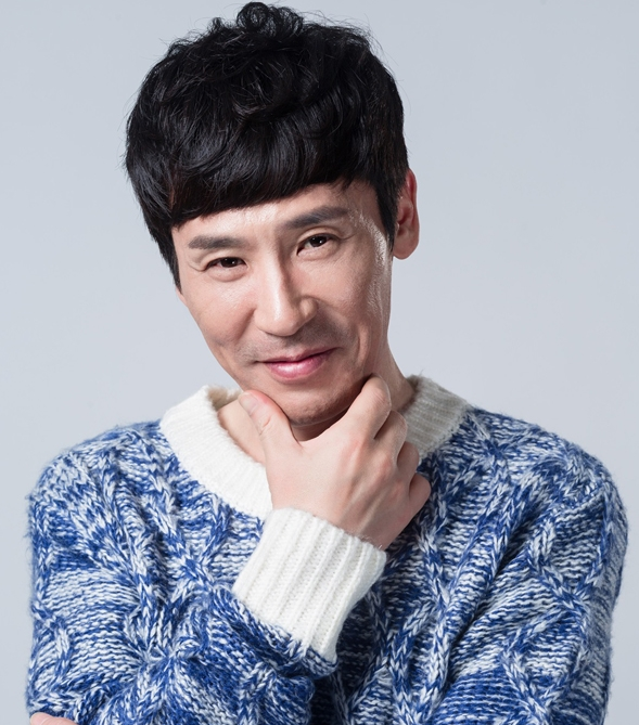 미스터트롯 사랑의 콜센터, 갓6 최연장자 조관우와 최연소자 신용재의 놀라운 이력! (나이, ....