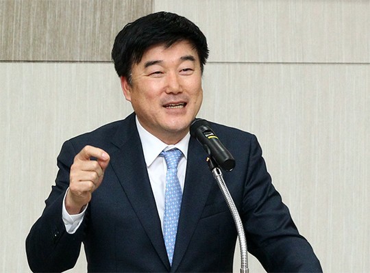SK 와이번스, <b>민경삼</b> <b>대표이사</b> 선임. 염경엽 감독 거취는?