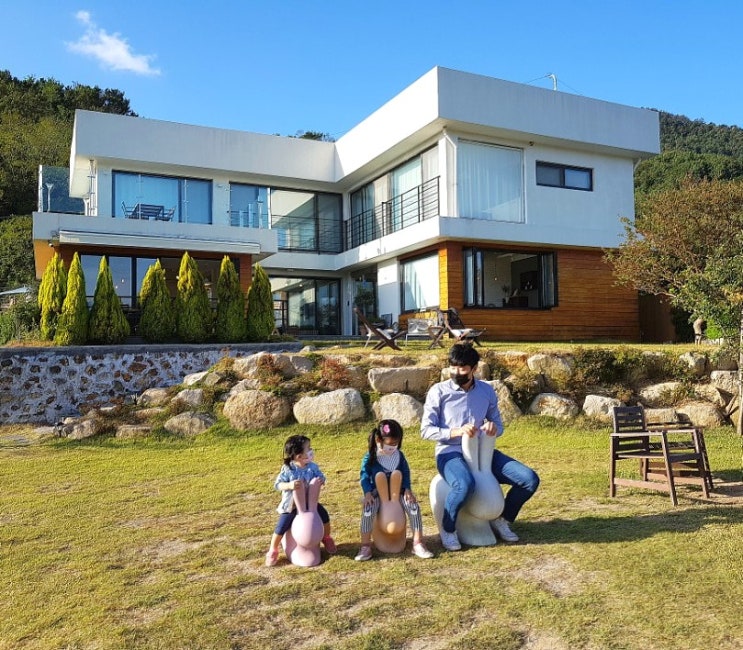  [거제 가조도카페] 볼리에르_ 평화로웠던 정원있는 카페