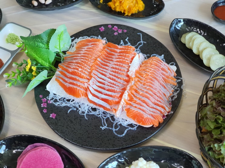  홍천 가면 꼭 찾는, 홍천맛집 '송어골'