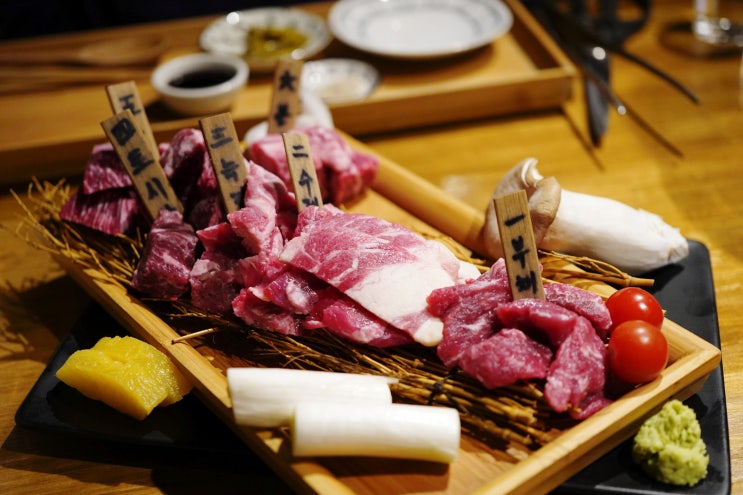  상암동 고깃집 / 상암동 회식장소 / 소고기 푸짐하고 맛있는 아고야