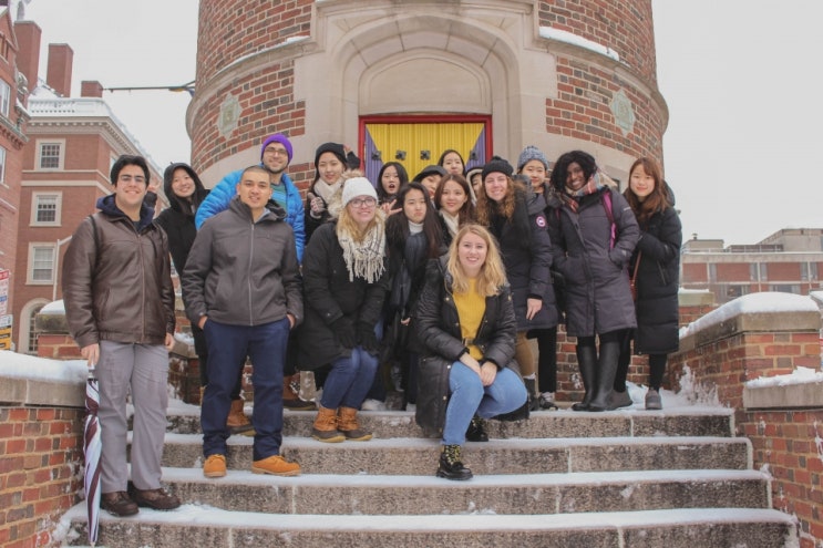  하버드대학교와 교류하는 국내 유일 대학 이화여대-하버드: Ewha-Harvard Univ.