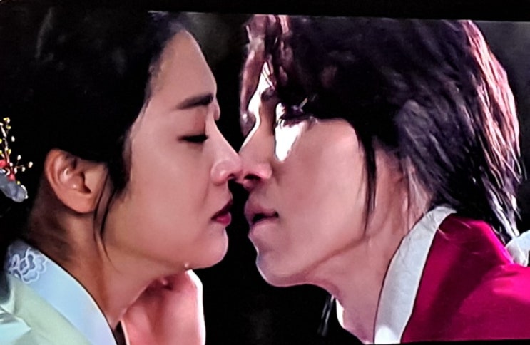 구미호뎐4회 조보아를 구하기 위해 도신지옥을 건넌 이동욱, 이무기 깨어나다 구미호뎐4회 조보아를 구하기 위해 도신지옥을 건넌 이동욱, 이무기 깨어나다