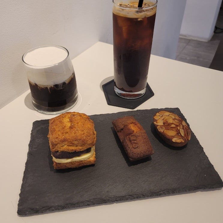  대구 휘낭시에 맛집 메모리인히어 내돈내산 후기 