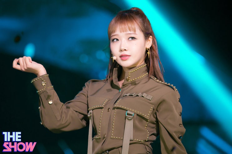 위키미키) 한층 더 COOL해진 에너지로 돌아온 윜밐이들! 절도 있고 파워풀한 퍼포먼스로 심장을 저격하는 무대 위키미키) 한층 더 COOL해진 에너지로 돌아온 윜밐이들! 절도 있고 파워풀한 퍼포먼스로 심장을 저격하는 무대