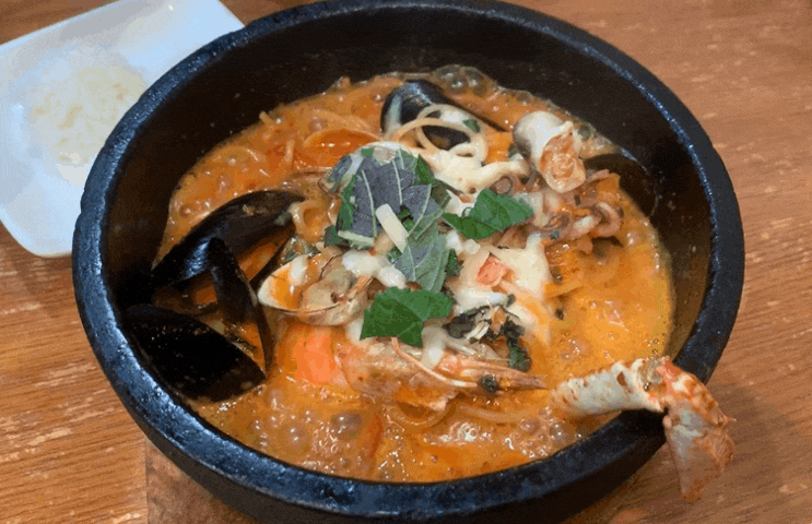  분당 정자역 파스타 맛집 쏘렐라 뚝배기파스타