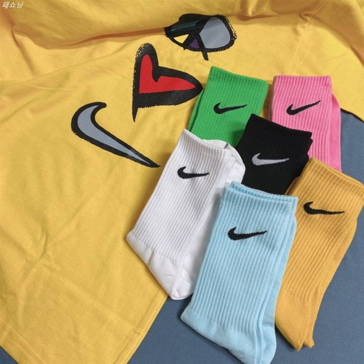 10월 16일기준 인기제품 NIKE 스포츠양말 커스텀 로고 나이키 롱양말 레깅스양말 커플양말 남녀공용 10140A 할인 리뷰예요~