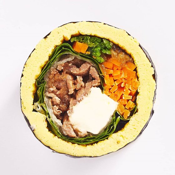 ‘밥 대신 달걀만 듬뿍’…요즘 이 김밥이 잘 나가는 이유 ‘밥 대신 달걀만 듬뿍’…요즘 이 김밥이 잘 나가는 이유