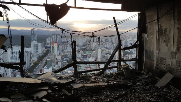 고층 아파트 화재보험 '이건 몰랐네'…보험사만 믿었다간 '낭패' 고층 아파트 화재보험 '이건 몰랐네'…보험사만 믿었다간 '낭패'