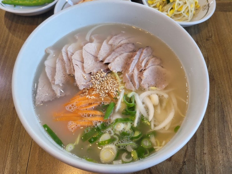  제주 미담 고기국수.국밥의 도민맛집