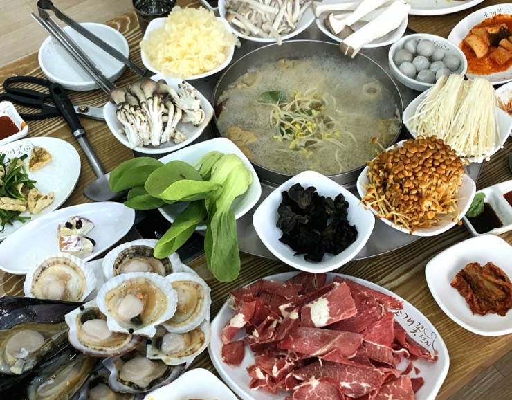  상다리 휘어지는 샤브샤브 한상 조개꽃천지, 익산해물샤브샤브, 익산샤브샤브맛집, 조개꽃천지(단체석, 조개구이)