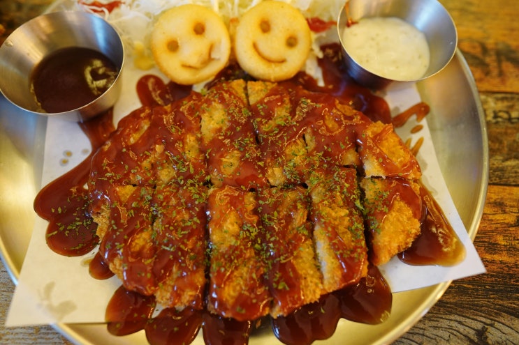  인계동술집 인계주민 야시장 포차 / 먹태와 돈까스에 시원한 살얼음맥주 한잔!